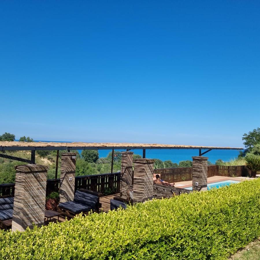 Отель Casale Orgogliosa Сан-Вито-Кьетино Экстерьер фото